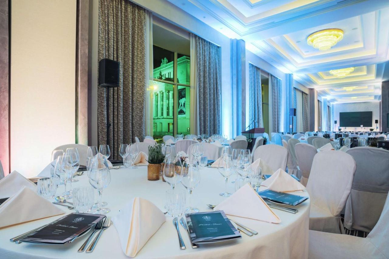 Grand Kempinski Hotell 5*